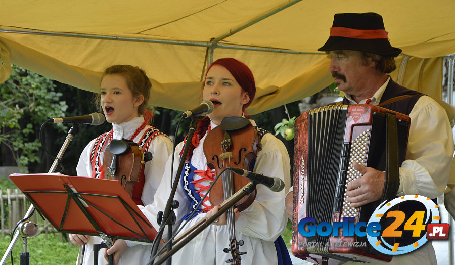 Kipiała kasza, kipiał groch
