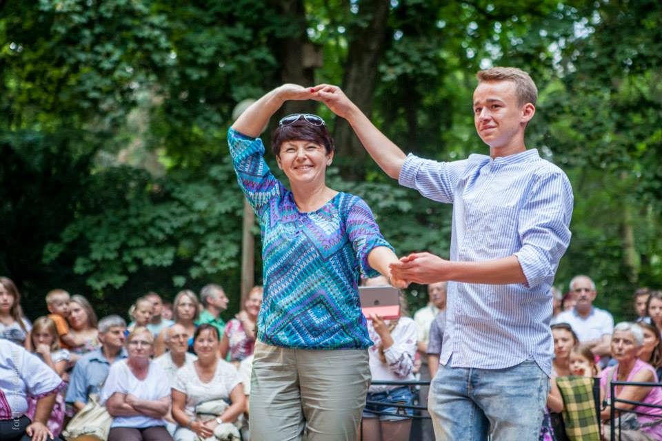 Twórcza Interpretacja Tradycji w Parku Miejskim