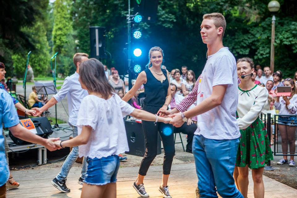 Twórcza Interpretacja Tradycji w Parku Miejskim
