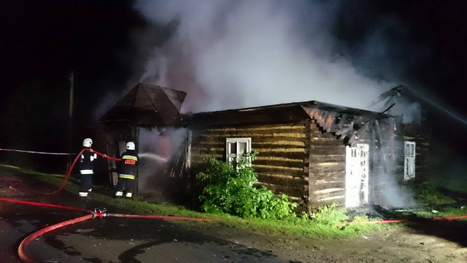 Trudna noc strażaków