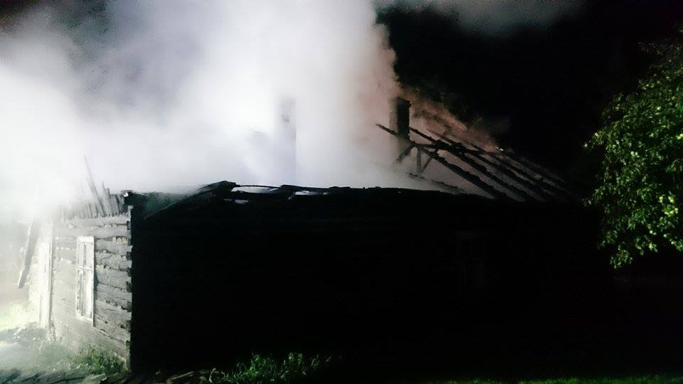 Trudna noc strażaków