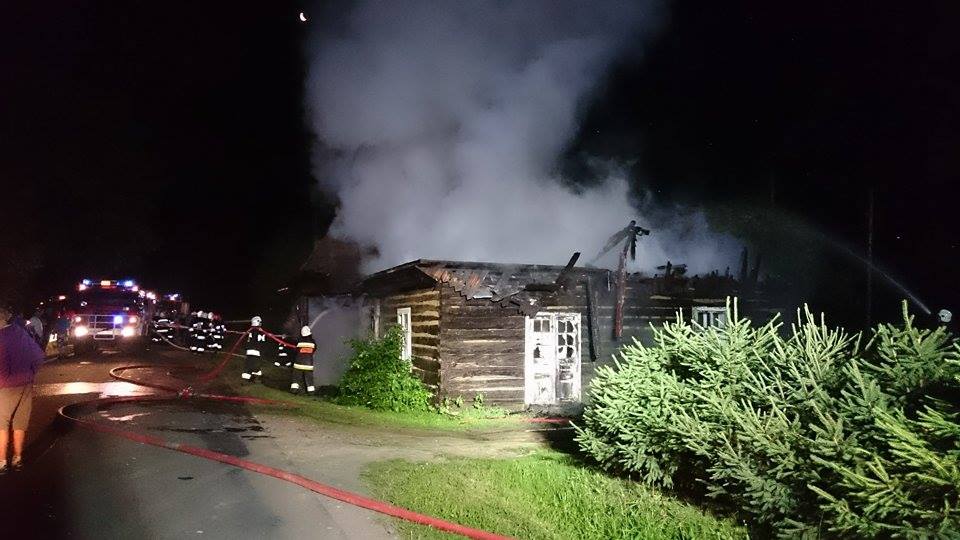 Trudna noc strażaków