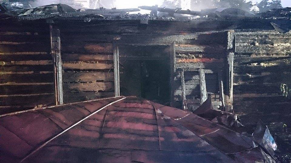Trudna noc strażaków