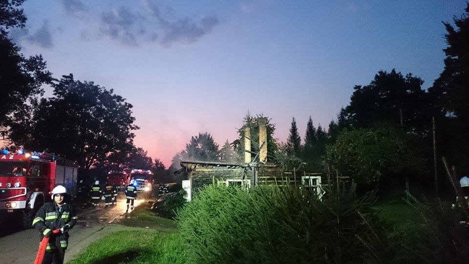 Trudna noc strażaków