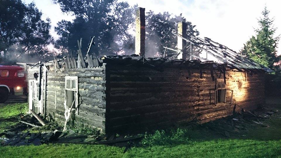 Trudna noc strażaków
