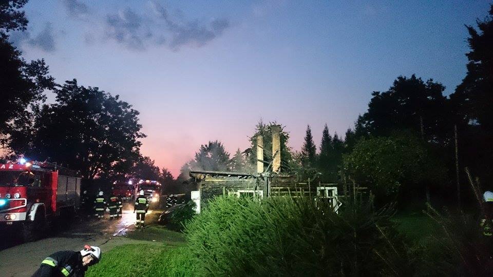 Trudna noc strażaków