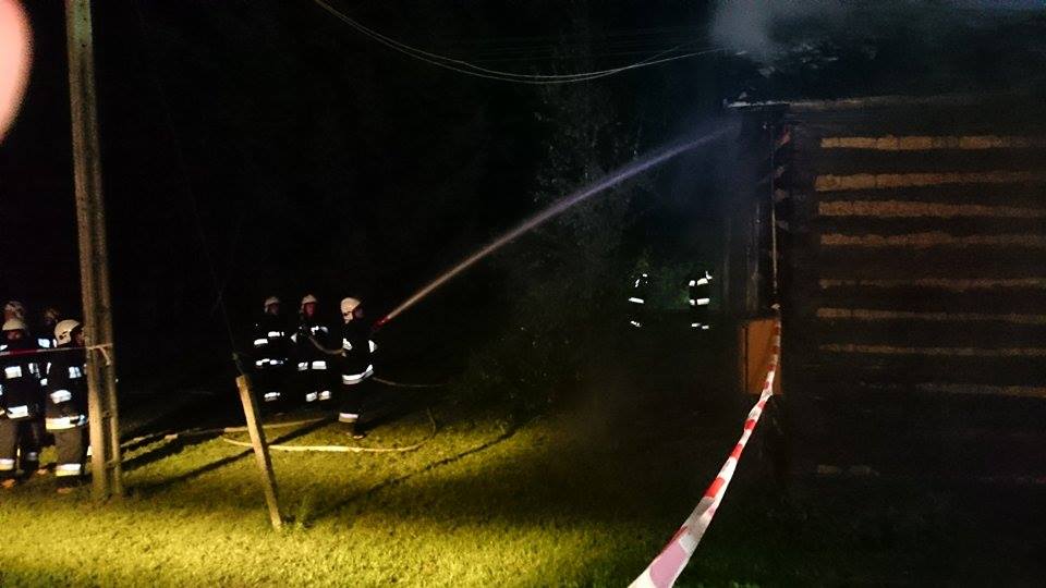 Trudna noc strażaków