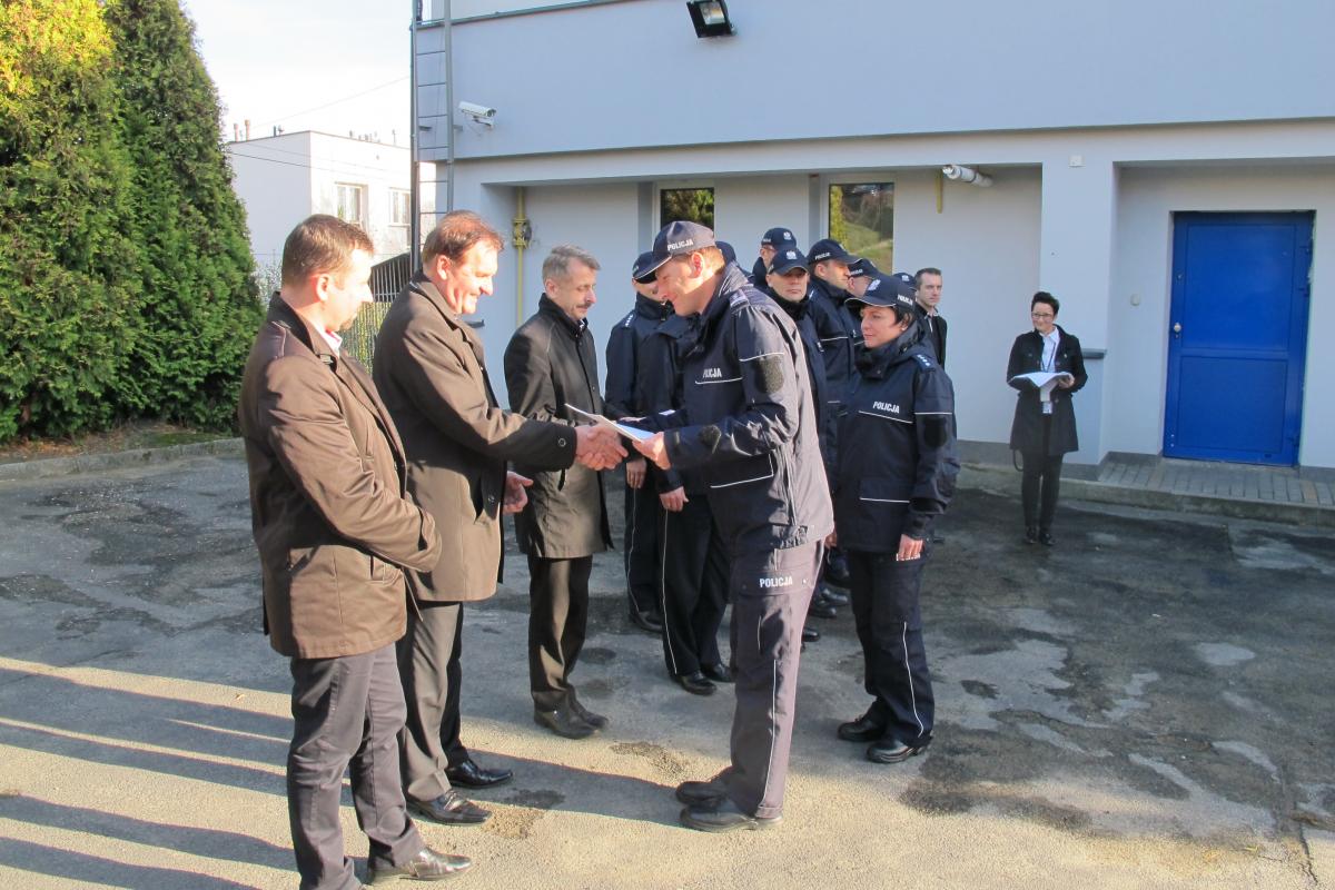 Nowy radiowóz dla bieckich policjantów