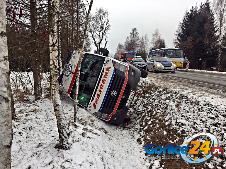 Wymusiła pierwszeństwo na karetce