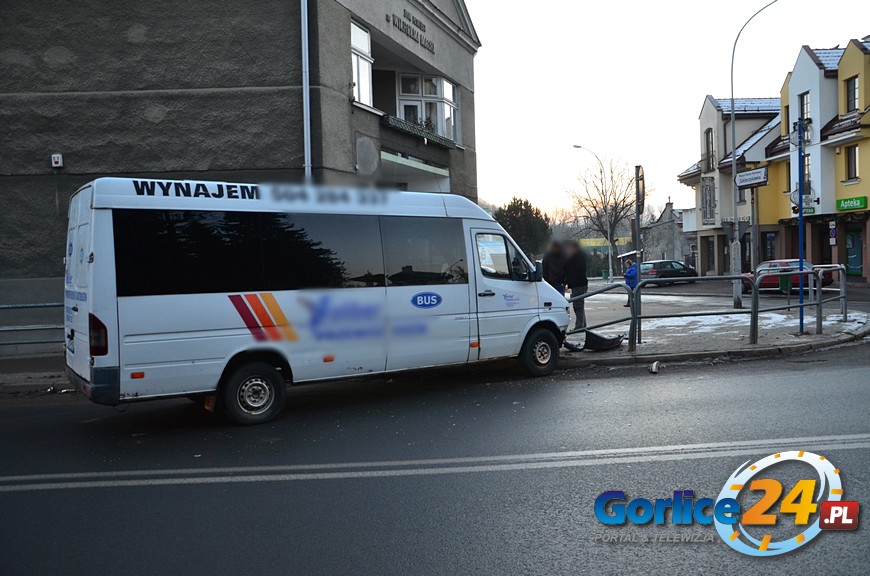 Bus potrącił kobietę