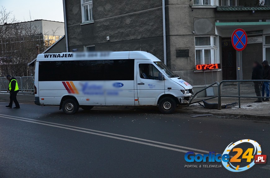 Bus potrącił kobietę