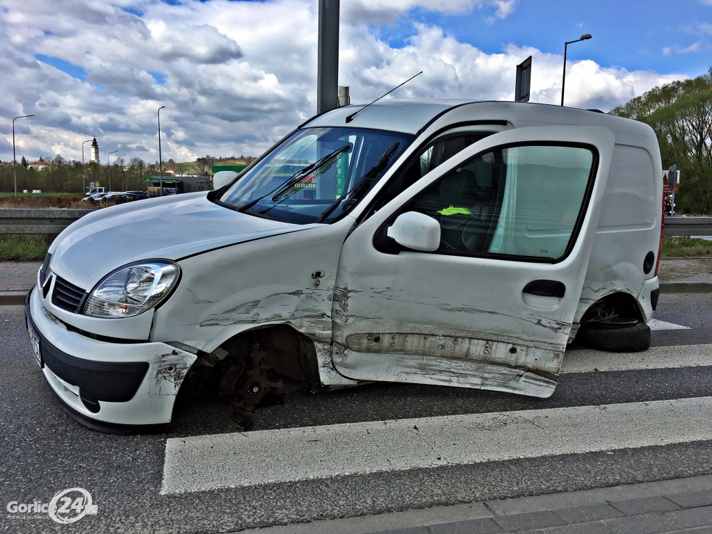Biecz: DK28 zderzenie Fiata i Renault