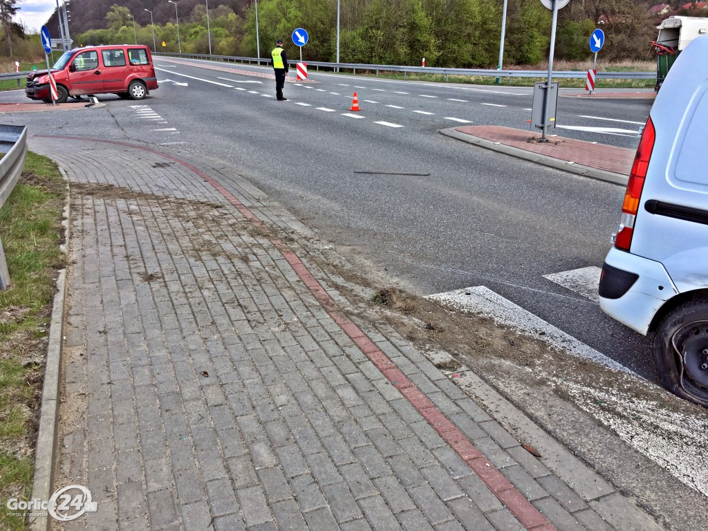 Biecz: DK28 zderzenie Fiata i Renault