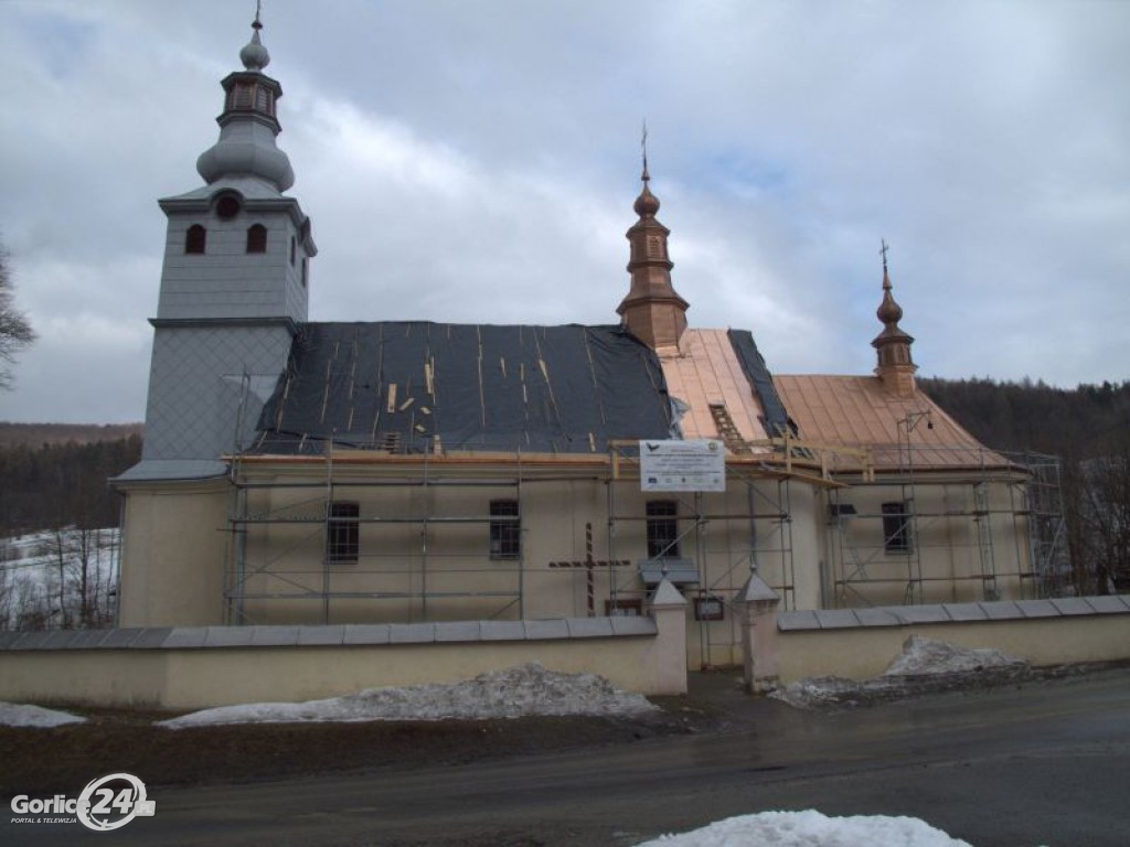Naprawili dach pod nieobecność nietoperzy