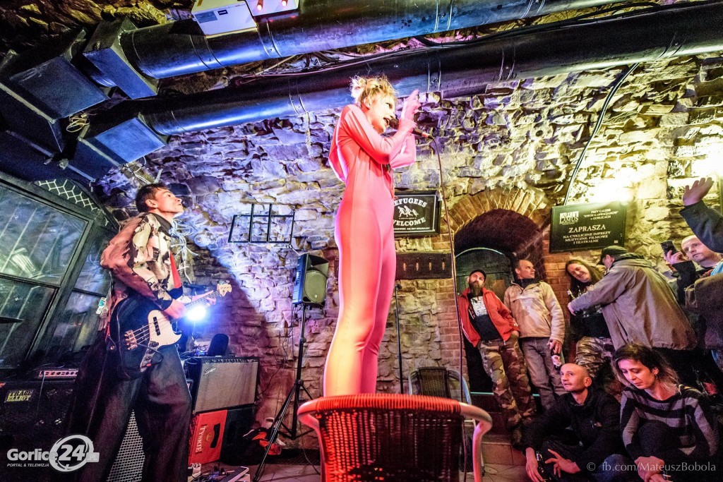 Koncert: Siksa / Pochwalone / Party 5