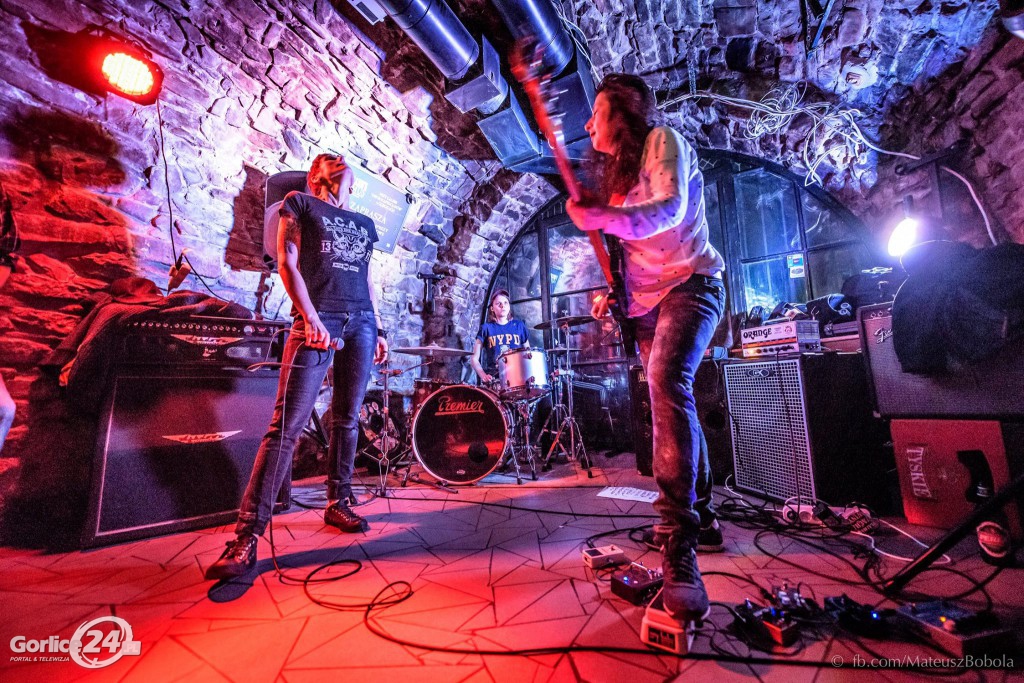 Koncert: Siksa / Pochwalone / Party 5