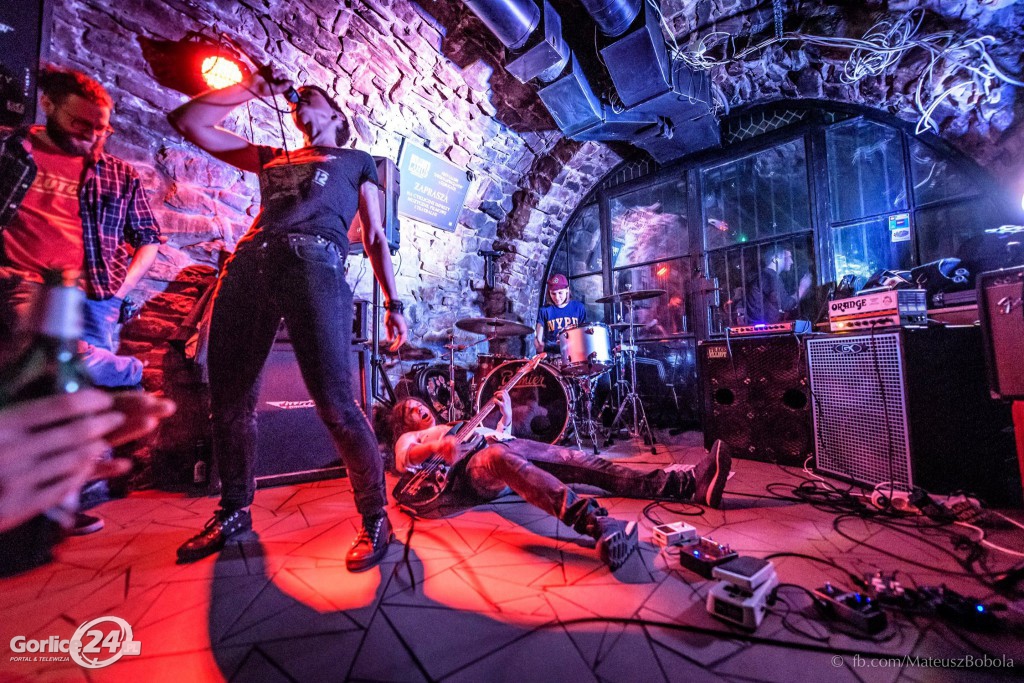 Koncert: Siksa / Pochwalone / Party 5