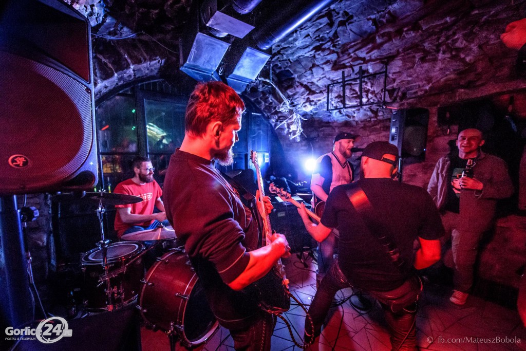 Koncert: Siksa / Pochwalone / Party 5