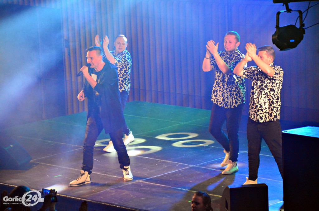 Zenek Martyniuk & Przyjaciele