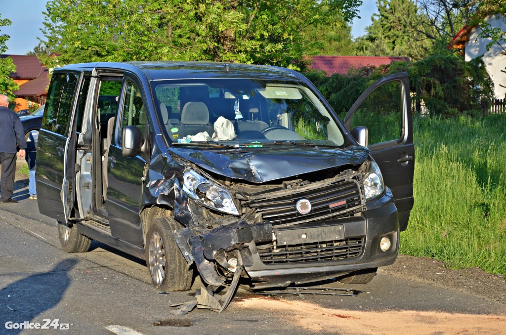 Dominkowice: Zderzenie Opla i Fiata