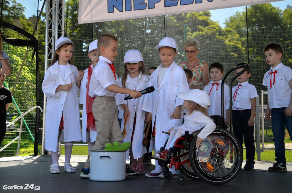 Niepełnosprawni, żonkile i Andre