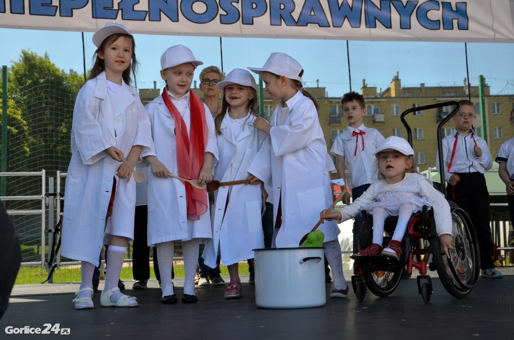 Niepełnosprawni, żonkile i Andre