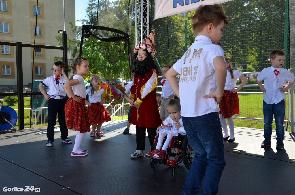 Niepełnosprawni, żonkile i Andre