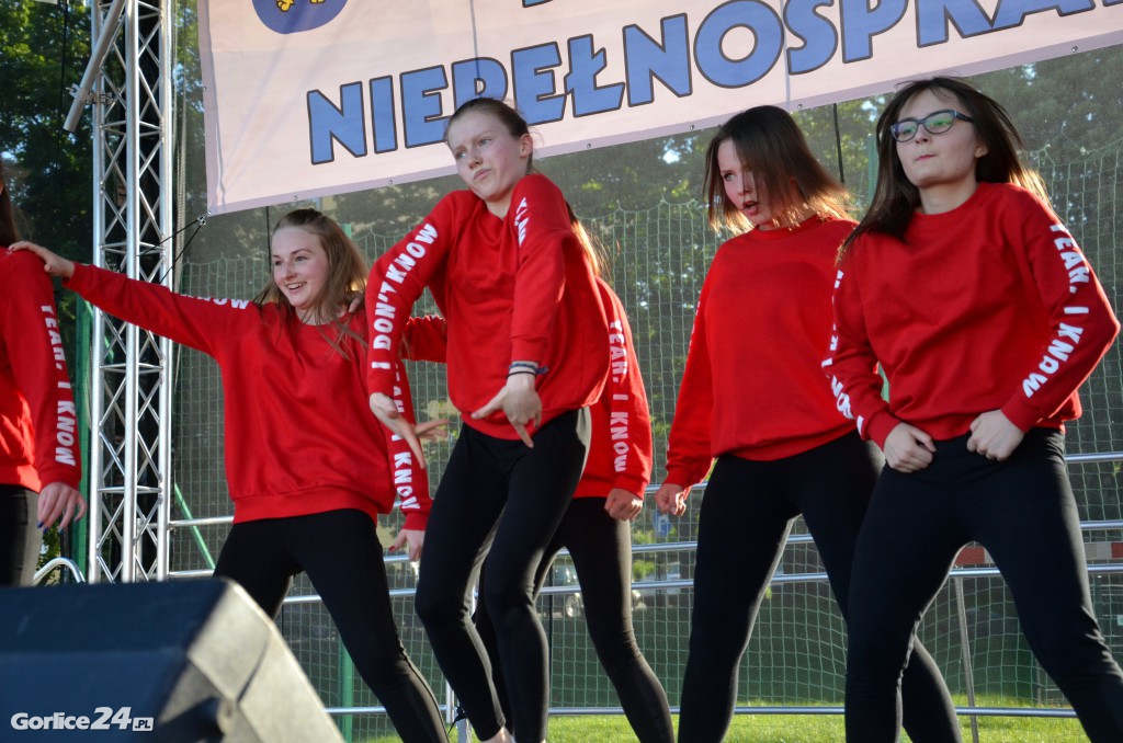 Niepełnosprawni, żonkile i Andre