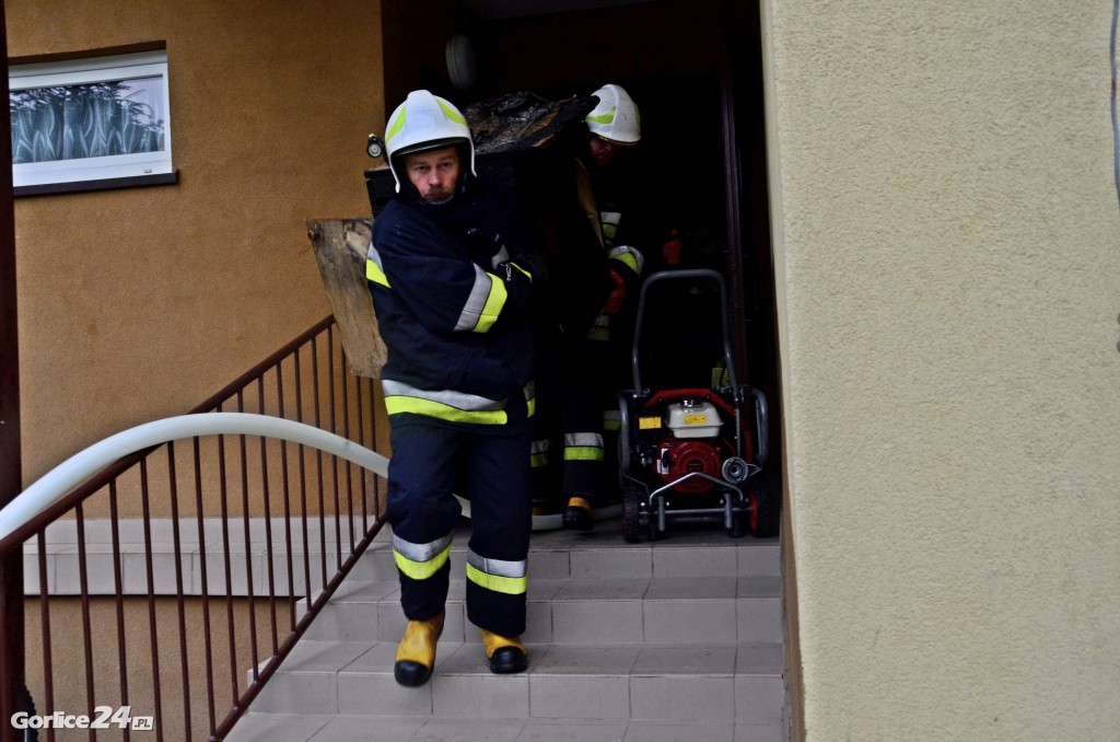 Gorlice: Pożar w bloku mieszkalnym