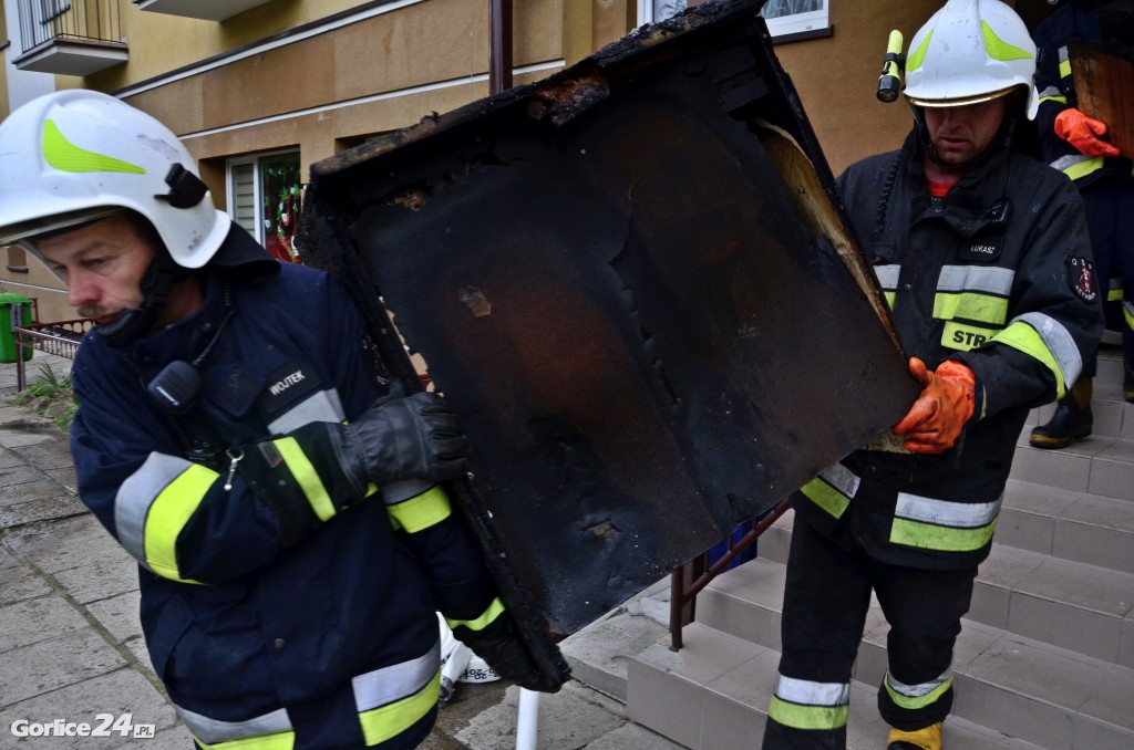 Gorlice: Pożar w bloku mieszkalnym