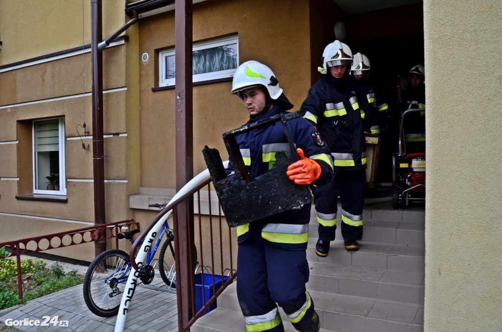 Gorlice: Pożar w bloku mieszkalnym