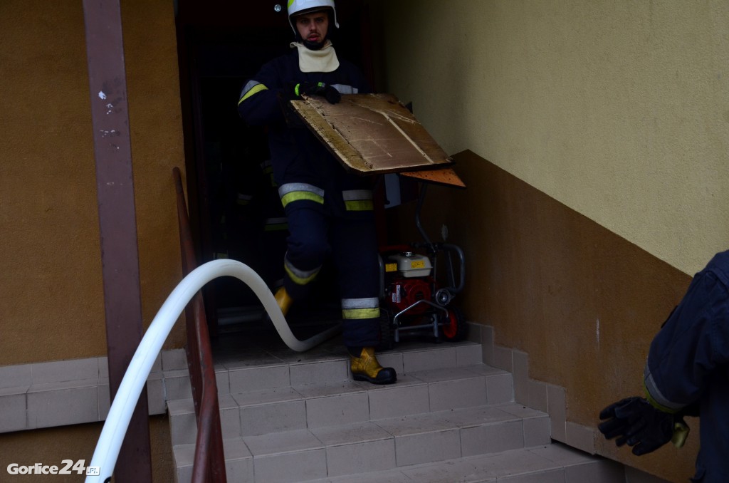 Gorlice: Pożar w bloku mieszkalnym