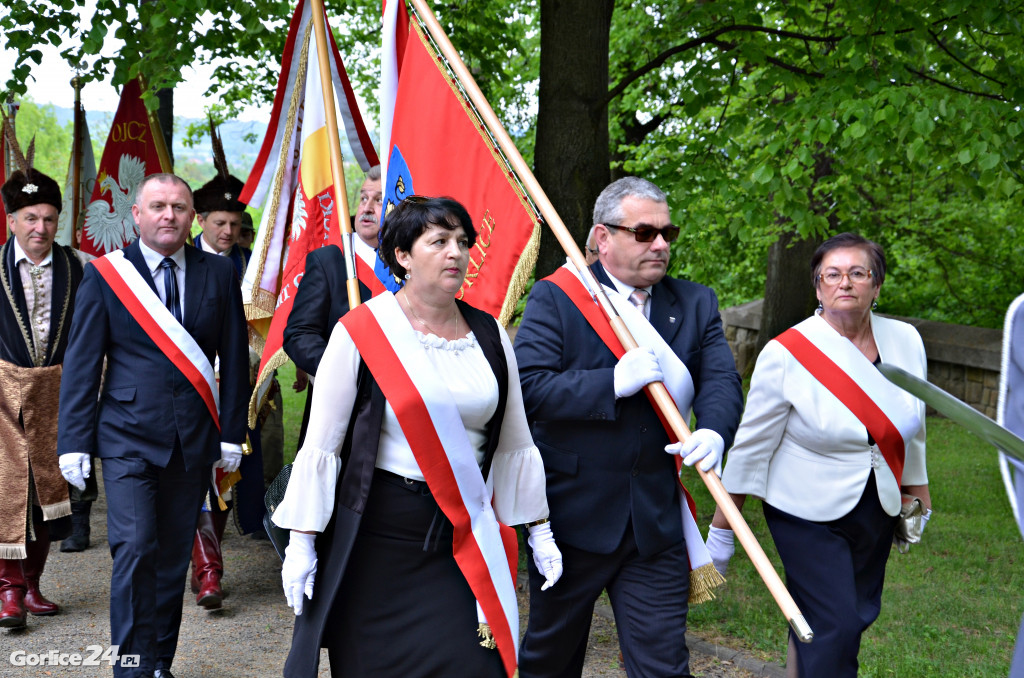 Hołd poległym na cmentarzu nr 91
