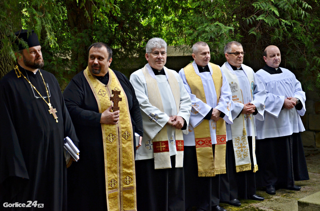 Hołd poległym na cmentarzu nr 91