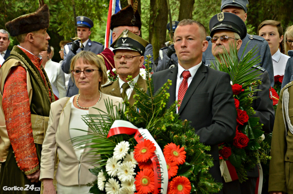Hołd poległym na cmentarzu nr 91