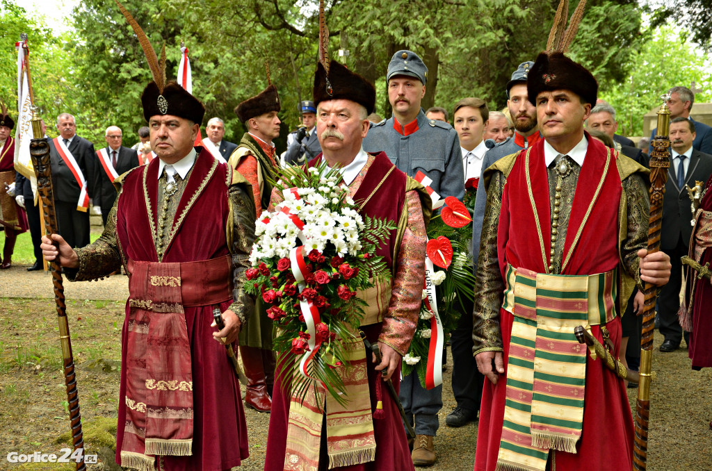 Hołd poległym na cmentarzu nr 91
