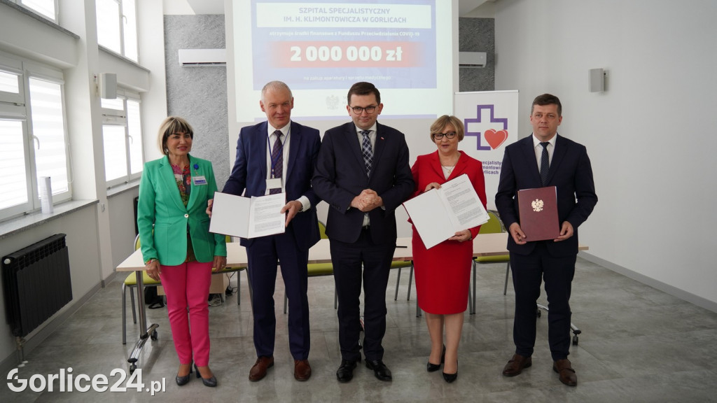 2 miliony dla szpitala - konferencja