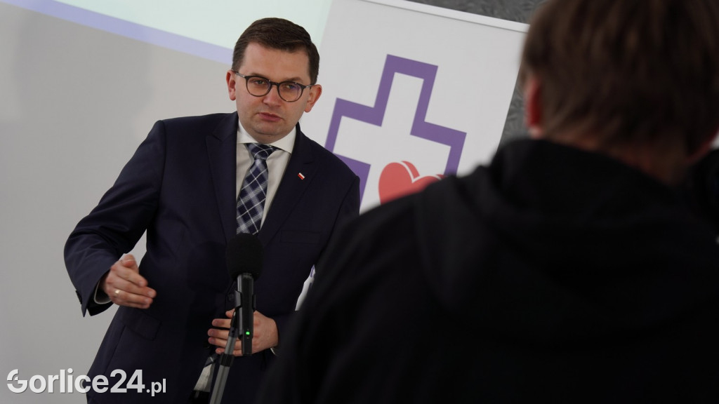 2 miliony dla szpitala - konferencja