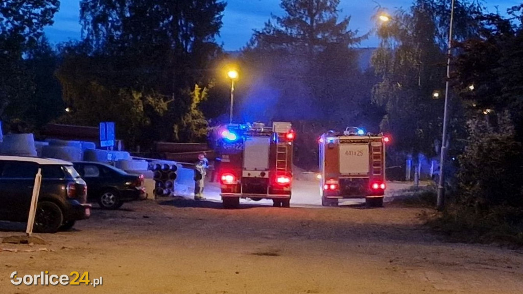 Uwaga gaz! Akcja strażaków na Nadbrzeżnej 16.05.