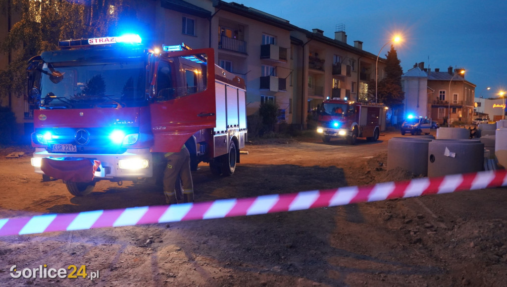 Uwaga gaz! Akcja strażaków na Nadbrzeżnej 16.05.