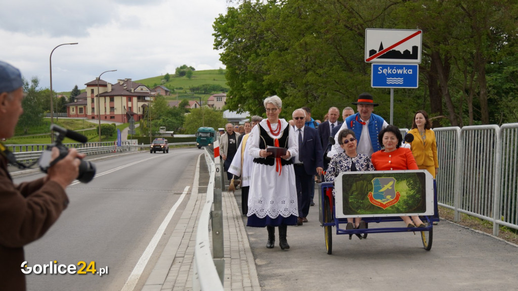 Uroczyste otwarcie mostu w Sękowej 23.05.