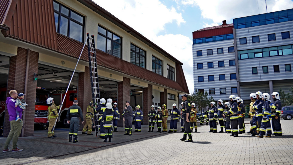 Dzień dziecka i zbiórka krwi u strażaków 28.05.
