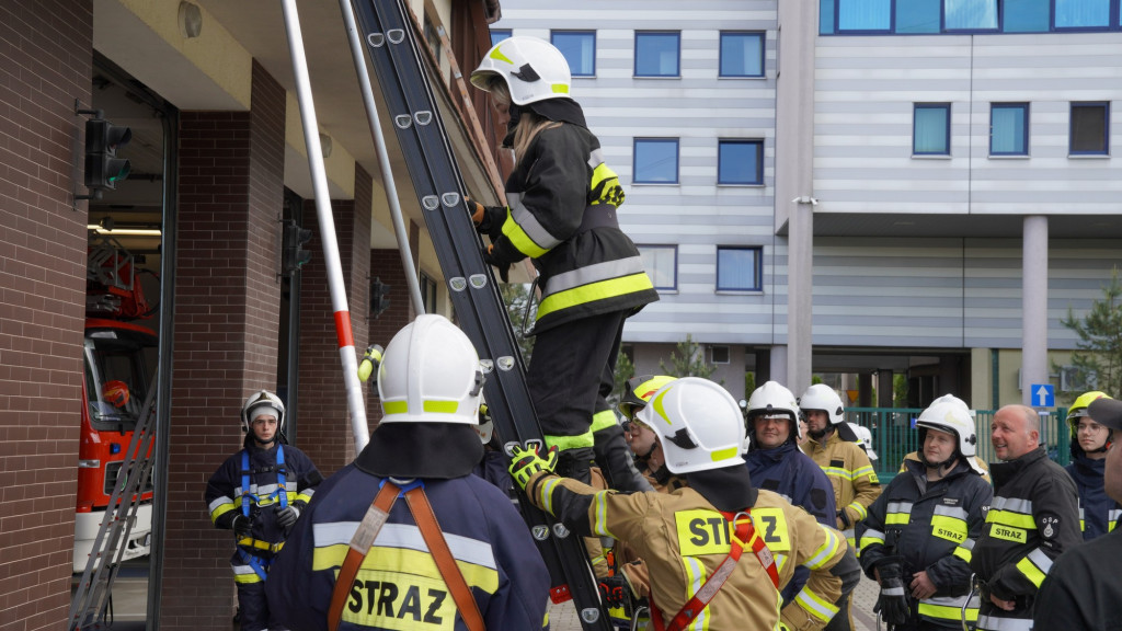 Dzień dziecka i zbiórka krwi u strażaków 28.05.