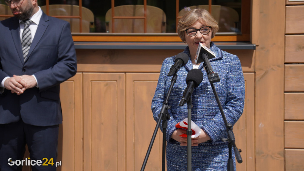 Otwarcie Hyblówki w Ropie z udziałem ministra