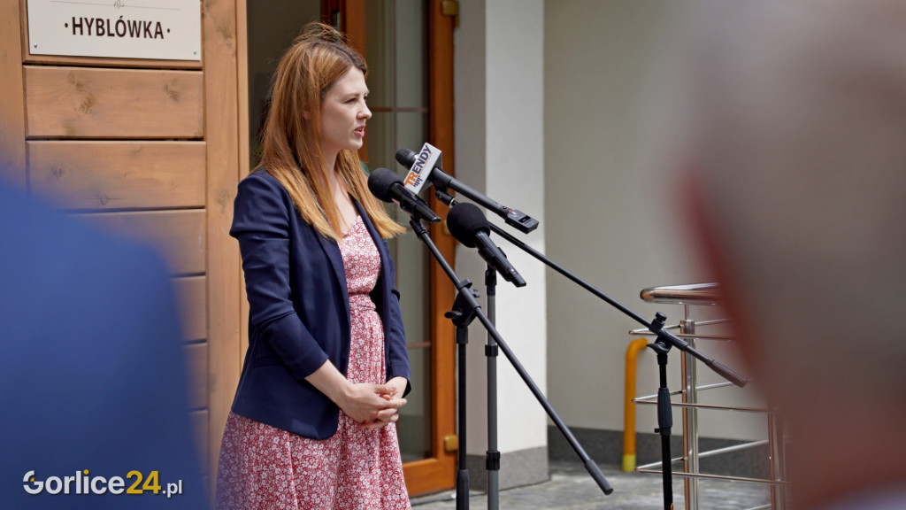 Otwarcie Hyblówki w Ropie z udziałem ministra