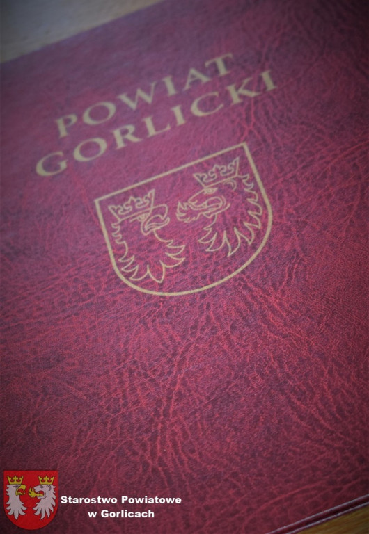Podpisanie umów na dwie powiatowe inwestycje