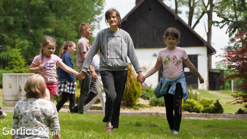 Radość dzieci - Dzień otwarty w SOSW w Szymbarku