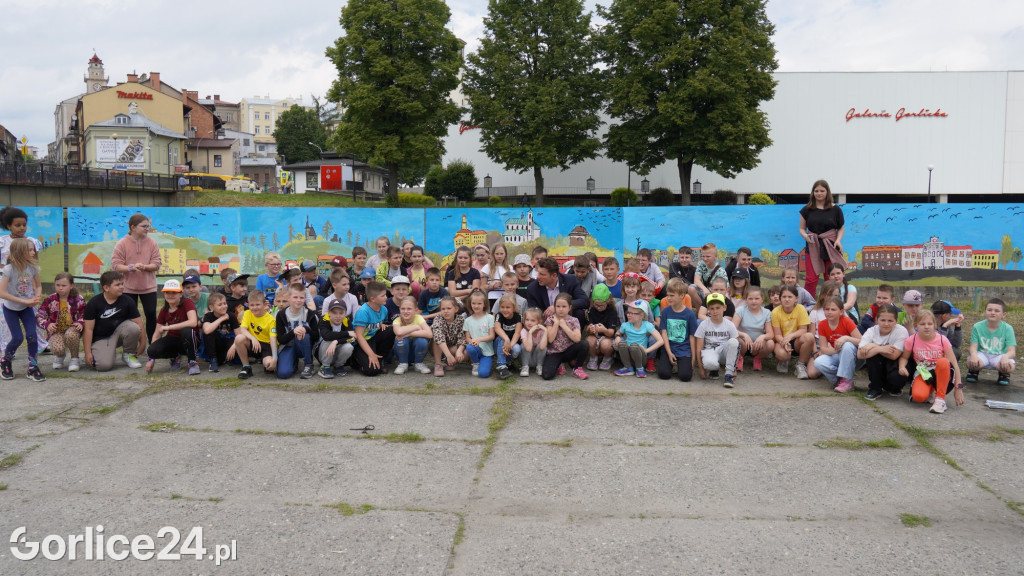 Namalowali olbrzymią panoramę Gorlic!