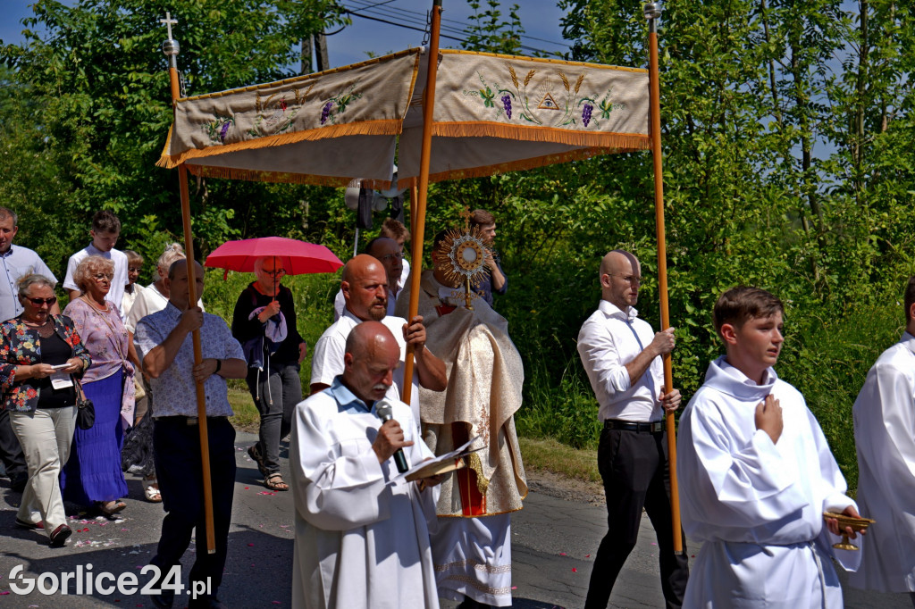 Procesja w parafii Św. Andrzeja Boboli 16.06.