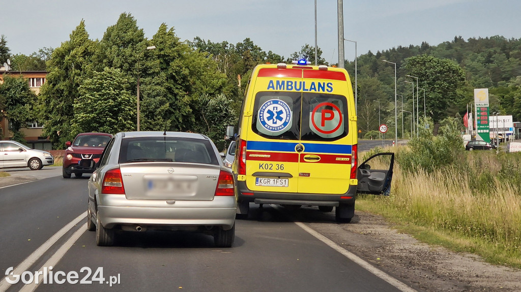 Uderzył w latarnię na ul. Bieckiej (20.06.)